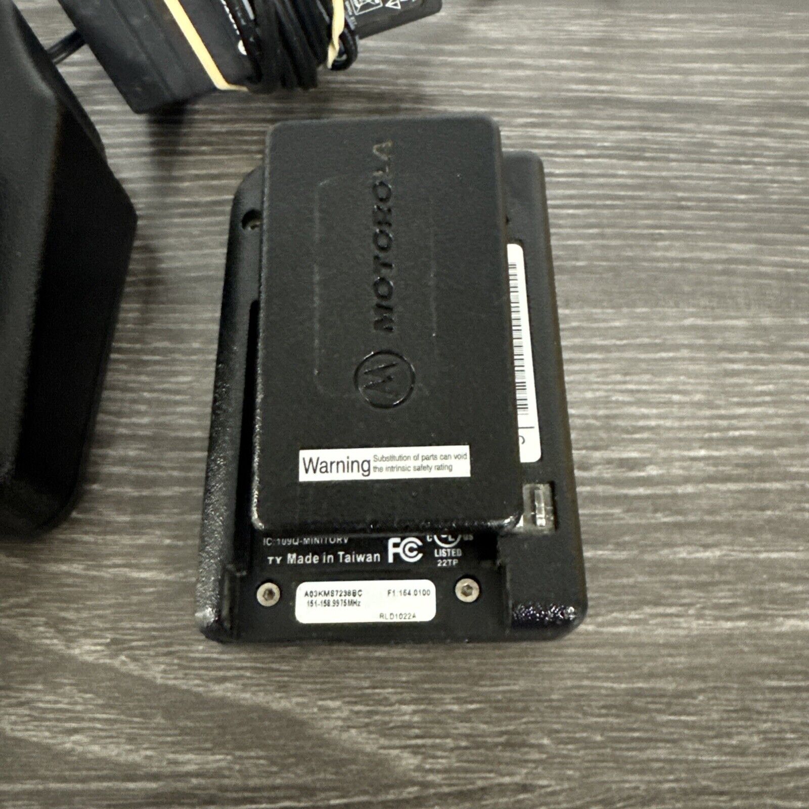 Minitor V VHF 1 Channel Non-SV Pager w/Battery and Charger - Image 2