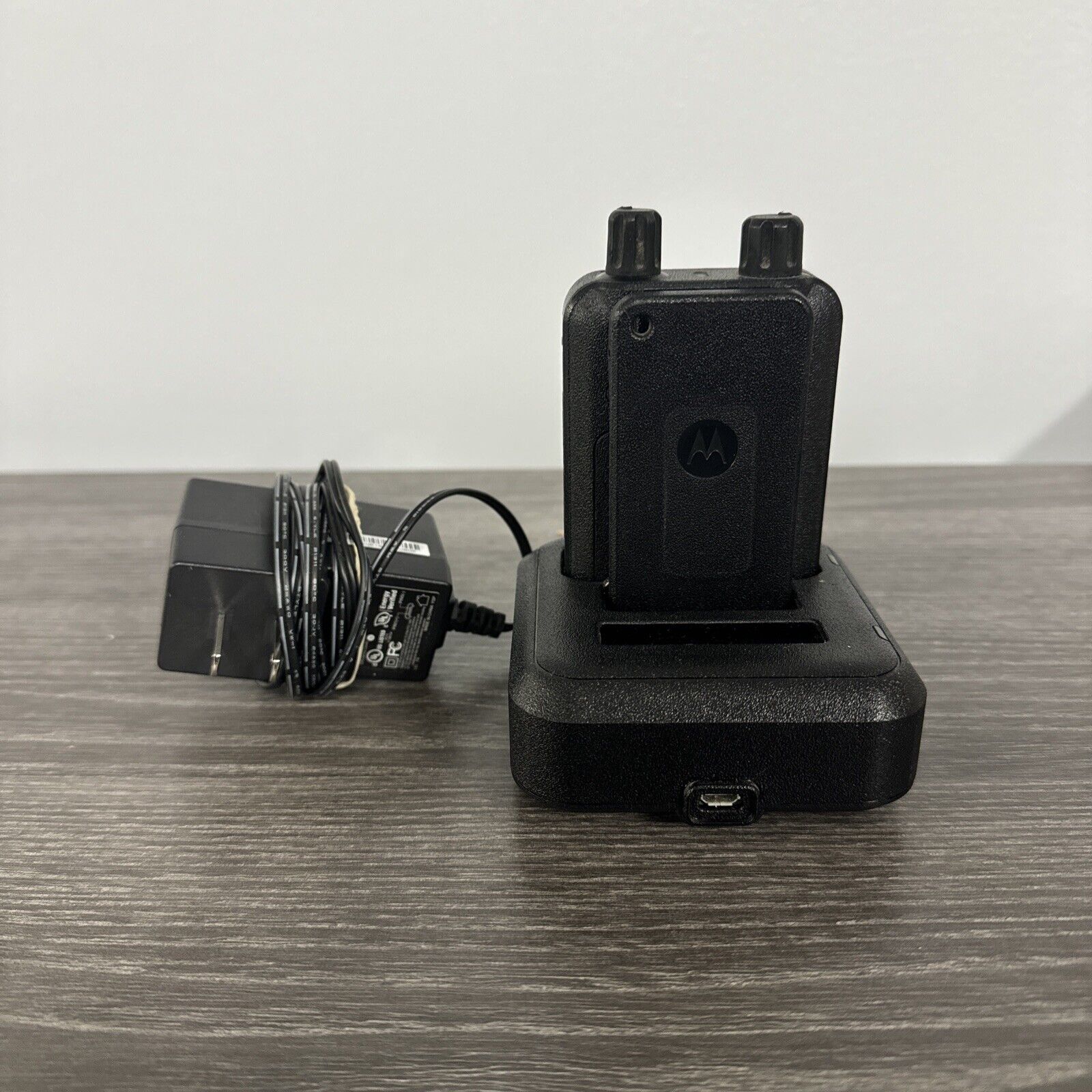 Minitor 6 1ch SV back